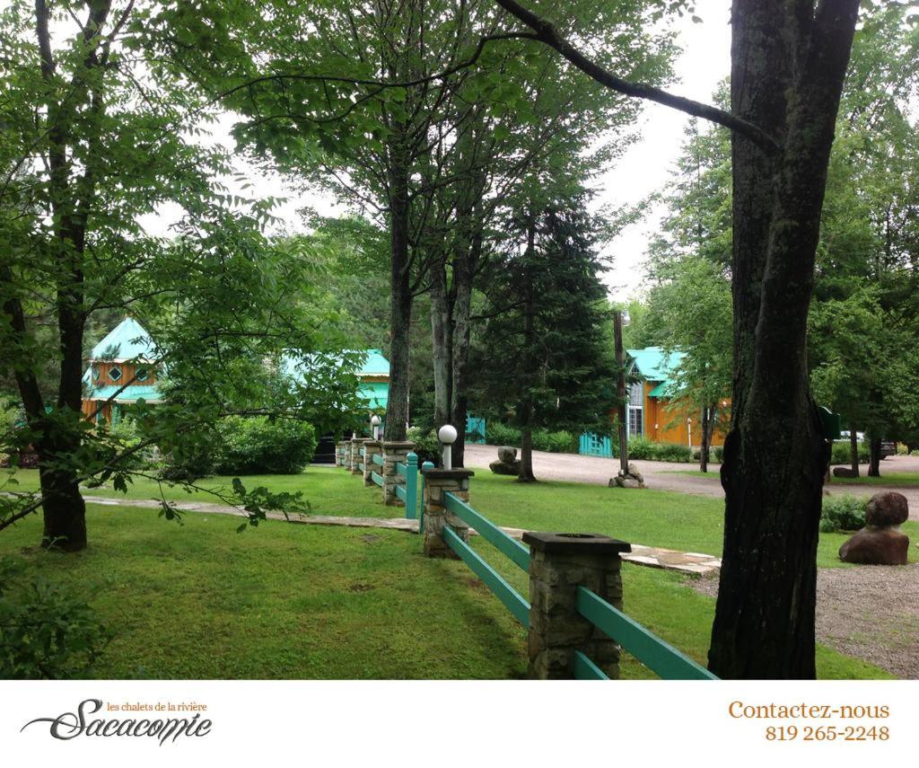 상트-알렉시-데-몽 Chalets De La Riviere Sacacomie 빌라 외부 사진