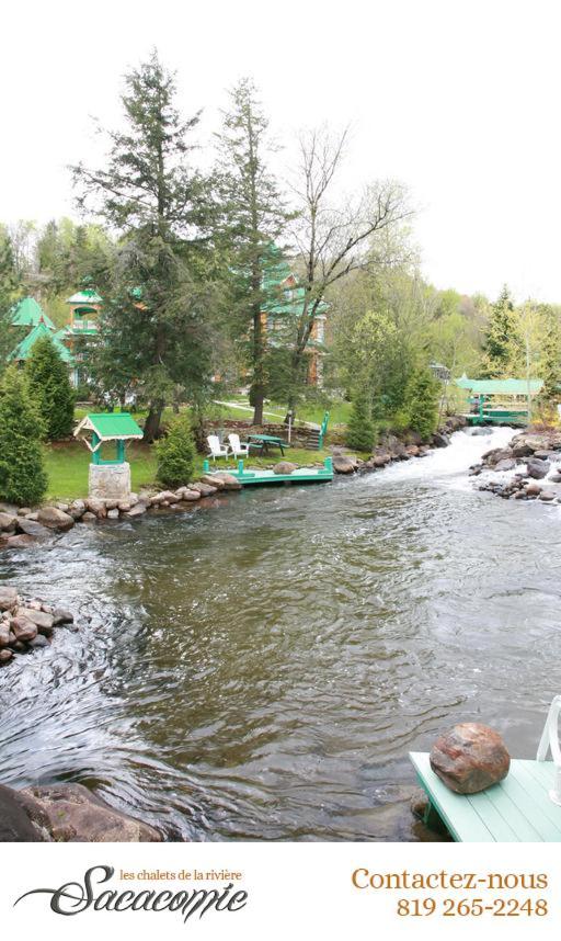 상트-알렉시-데-몽 Chalets De La Riviere Sacacomie 빌라 외부 사진