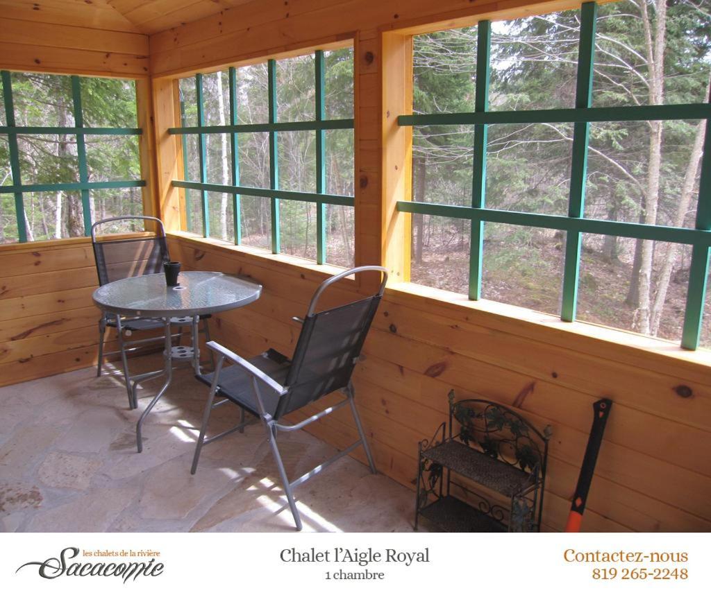 상트-알렉시-데-몽 Chalets De La Riviere Sacacomie 빌라 외부 사진